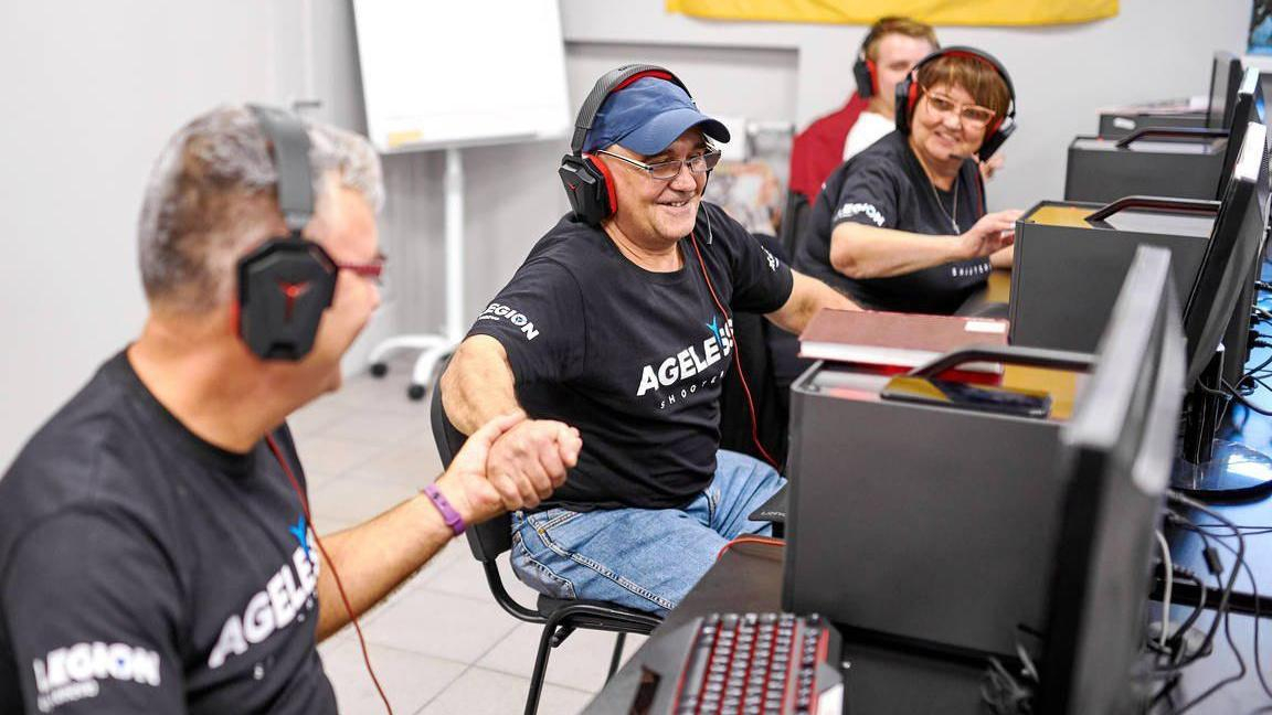 Киберспорт вне возраста: провели тренировку первой в Украине команды по CS:GO возрастом 55+