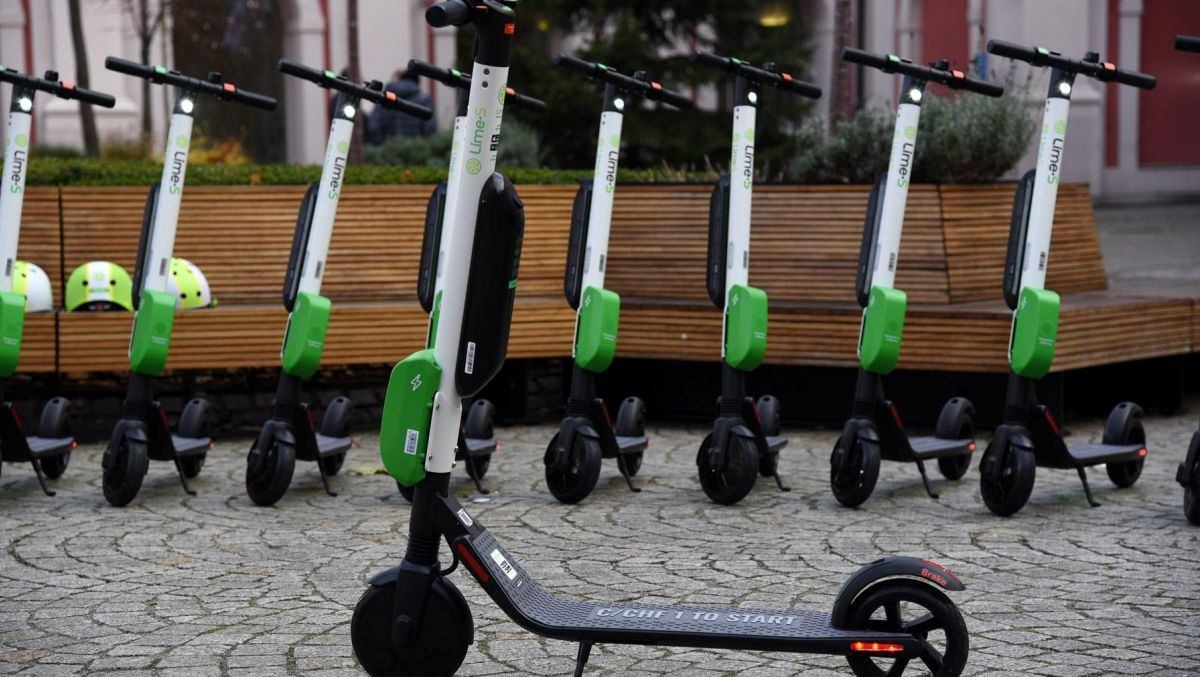 Lime может запустить в Украине прокат электросамокатов