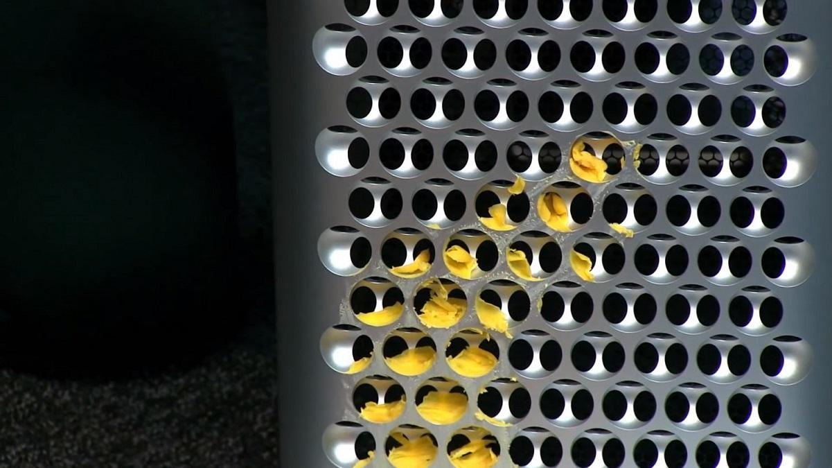 Корпусом нового Mac Pro натерли сыр: забавное видео