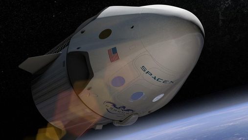 SpaceX будет возить туристов в космос на рекордную высоту