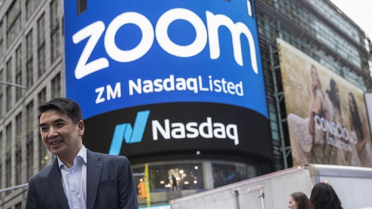 Zoom може передавати конфіденційну інформацію Facebook: проти сервісу подали позов у США