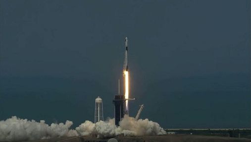 Історичний запуск: компанія SpaceX успішно запустила корабель Crew Dragon – відео