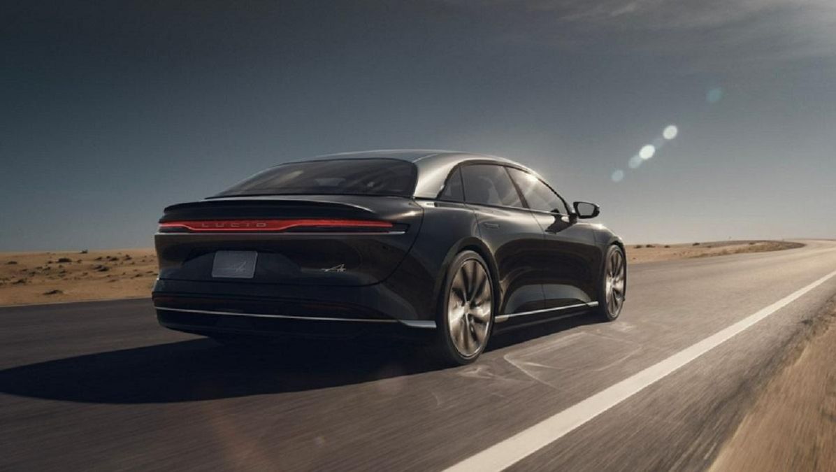 Седан Lucid Air уверенно побил рекорд Tesla Model S по запасу хода