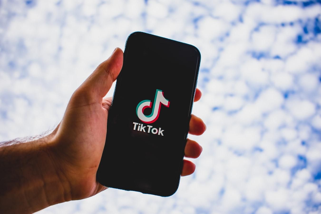 Блокировку отложили: TikTok разрешили работать в США