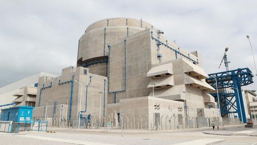 Китай запустил первый ядерный реактор третьего поколения Hualong One: чем он интересен