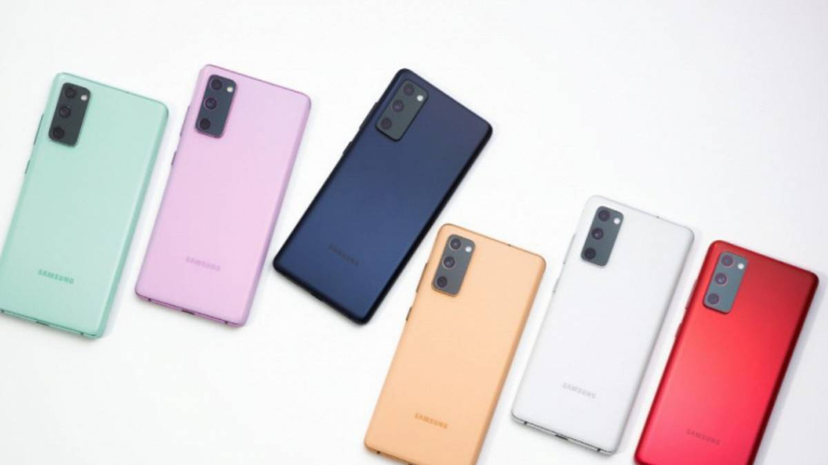 Рынок смартфонов сократился на 12,5%: кто возглавил рынок - Техно 24