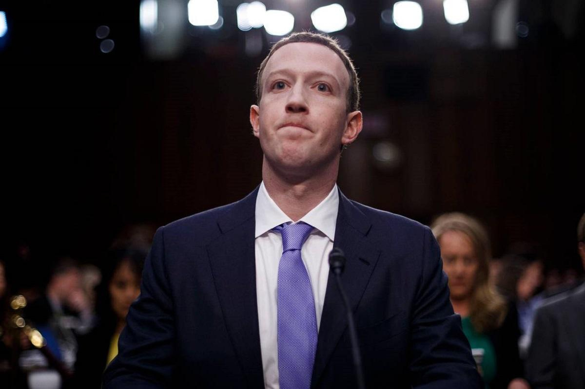 В сеть слили номер телефона основателя Facebook Марка Цукерберга