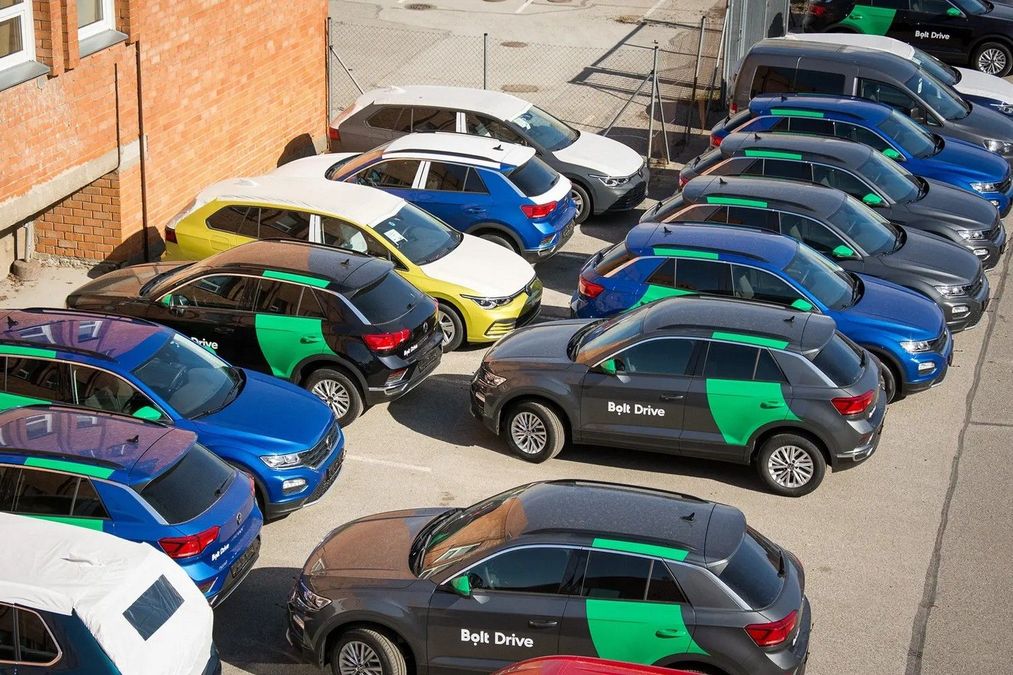 Каршеринг в Україні: коли Bolt дозволить брати автомобілі в оренду Каршеринг в Україні: коли Bolt дозволить брати автомобілі в оренду