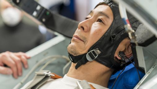 Японский миллиардер, который через два года облетит Луну, сначала взлетает на МКС