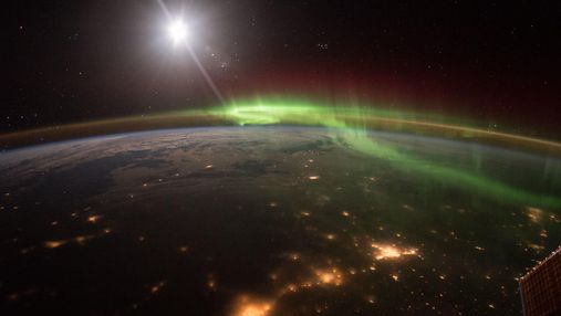 Космические фотографии: ночная сторона Земли