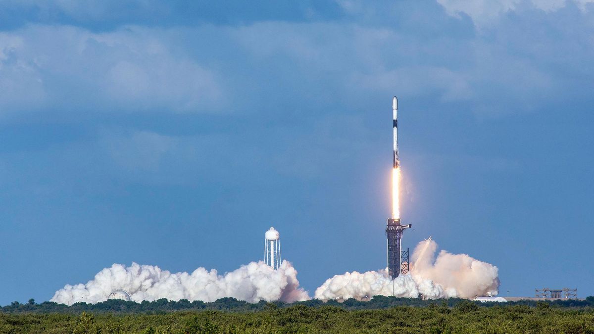 Оператор Viasat намагається заборонити запуски Starlink Оператор Viasat намагається заборонити запуски Starlink