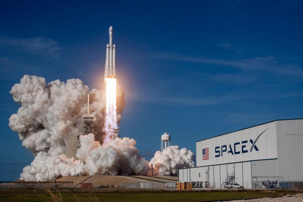 Глава європейської компанії Arianespace виступив проти Маска Глава європейської компанії Arianespace виступив проти Маска