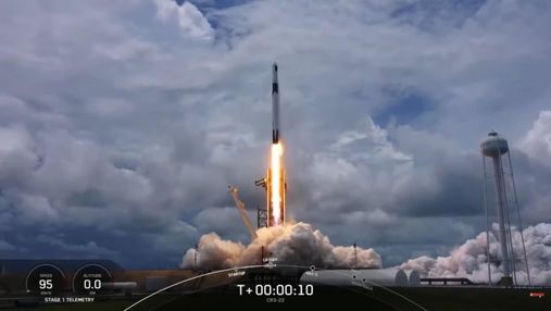 SpaceX успешно запустила корабль Dragon с грузом для экипажа МКС