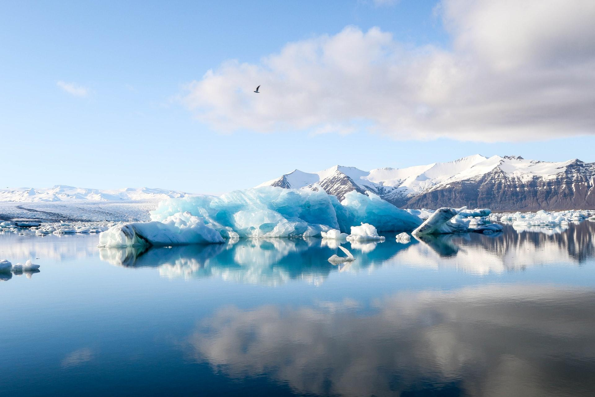 Арктический лед исчезает вдвое быстрее, чем прогнозировали ученые