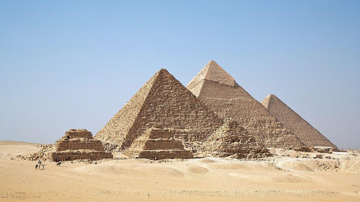 Египетские пирамиды: кто построил пирамиды