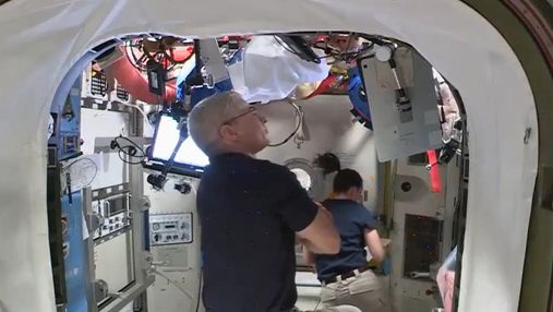 NASA розробляє спосіб прання одягу в космосі