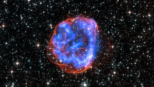 Взрывная волна от сверхновой звезды столкнулась с газовой стеной: видео