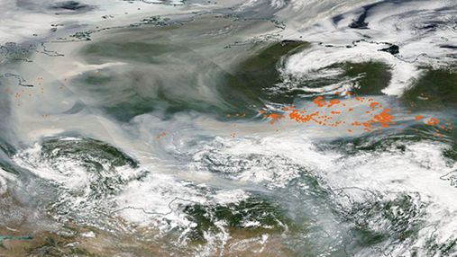 Дым от лесных пожаров в Якутии достиг Северного полюса