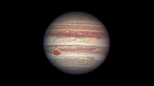 Велика червона пляма на Юпітері стає потужнішою: дослідження