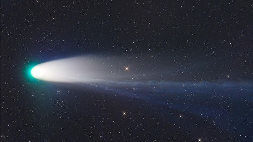Самой яркой комете 2021 оторвало хвост: поразительные фотографии