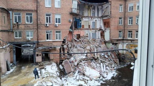 Зеленский в Буковеле, обвал дома в Харькове: главные новости 4 января