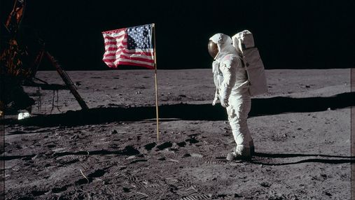Хто буде першим неамериканцем на Місяці
