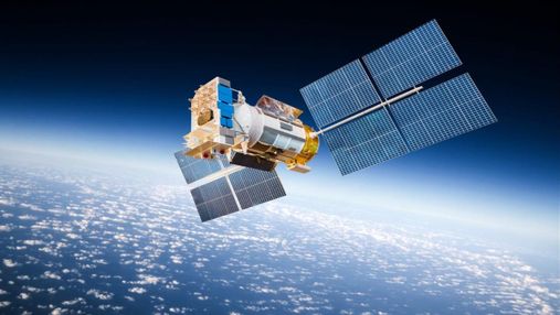 Один китайський супутник відбуксував інший на нову орбіту