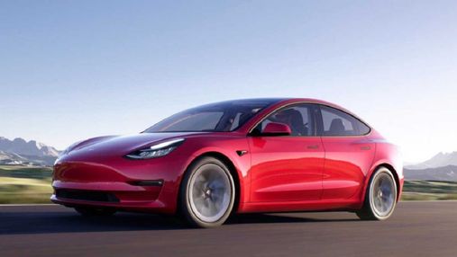 Проблеми Tesla: випадки фантомного гальмування електрокарів розслідуватимуть держоргани США