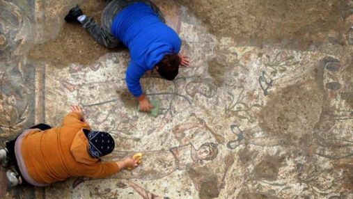 Стародавня вечірка: в Туреччині знайшли мозаїку із зображенням танців, що має вік 1500 років