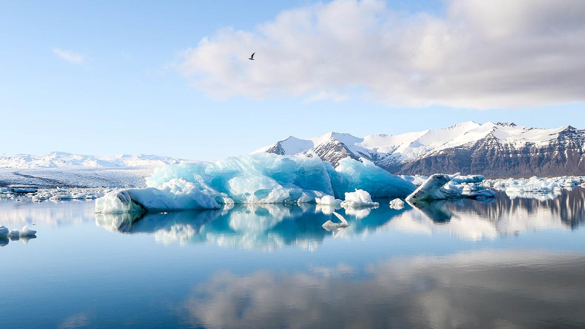 Ледники Гренландии исчезают быстрее, чем считалось ранее: результаты семилетнего исследования