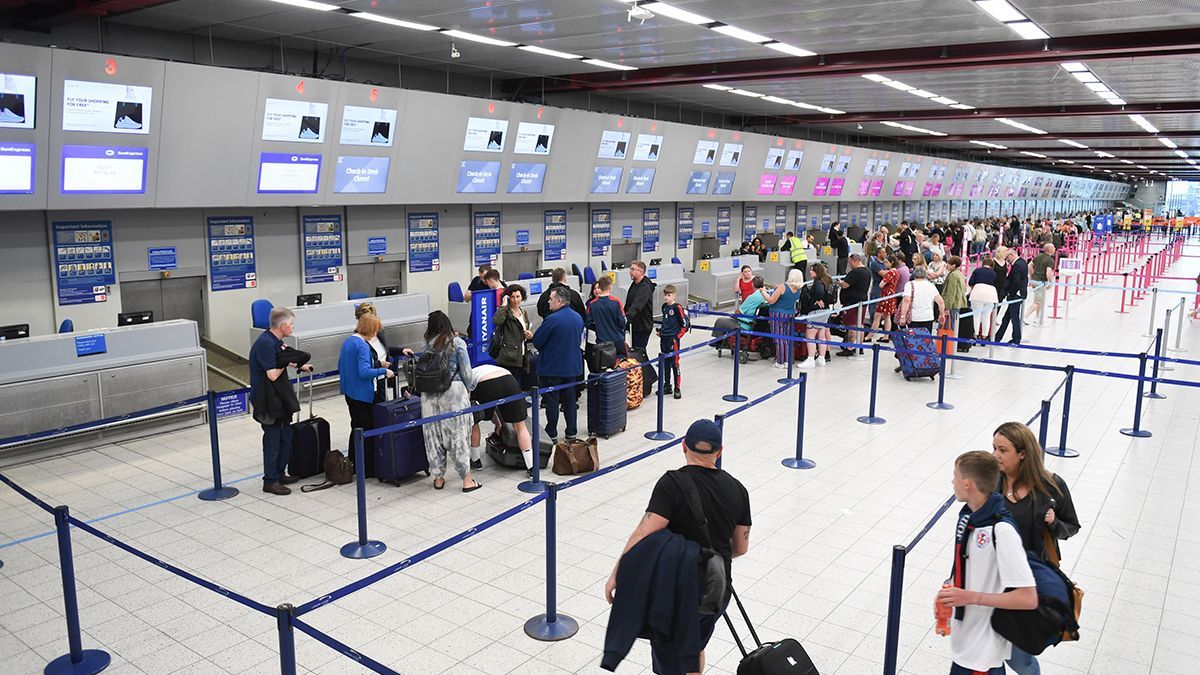Російські аеропорти втрачають обладнання для огляду багажу і пасажирів  якими будуть наслідки - Техно