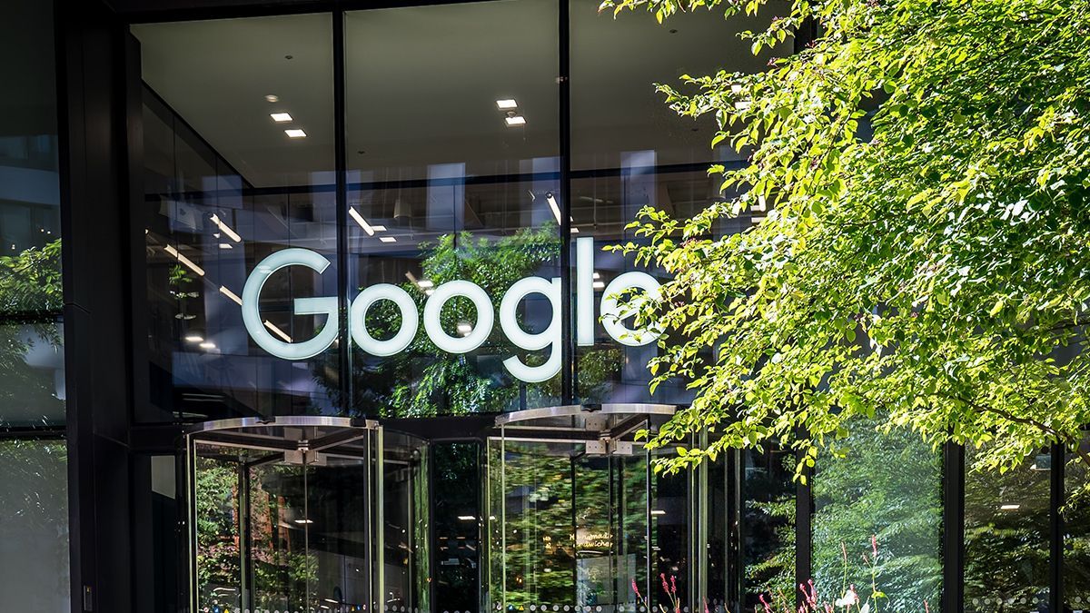 Google объявит себя банкротом в России, но полностью уходить из страны не собирается - Техно