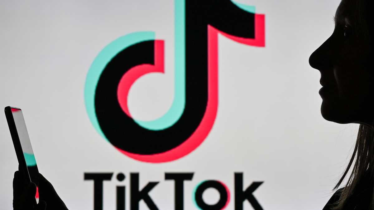 Невідомі вкрали з російського офісу TikTok техніку Apple на значну суму - Техно