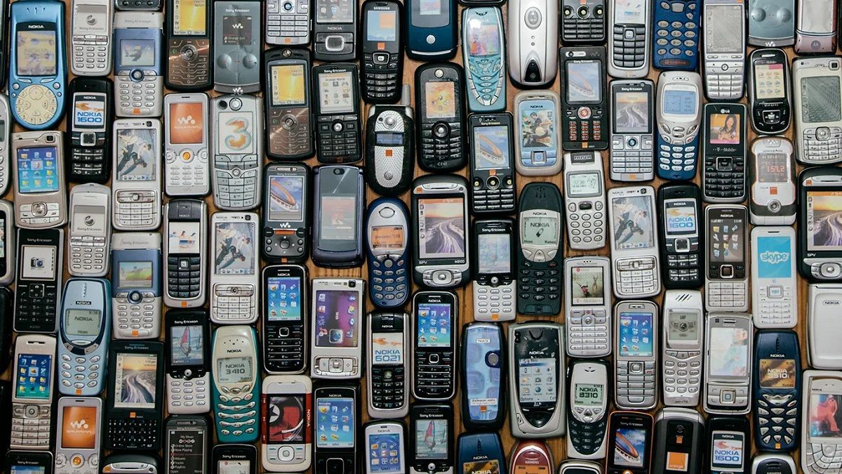 У Росії різко збільшилася кількість кнопкових телефонів: у чому справа