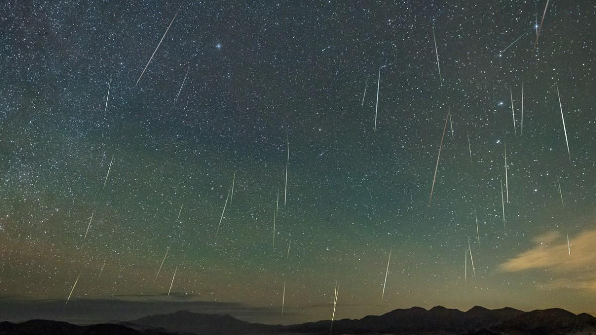 Метеоритный дождь Тау Геркулид 31 мая 2022 – видео этого явления