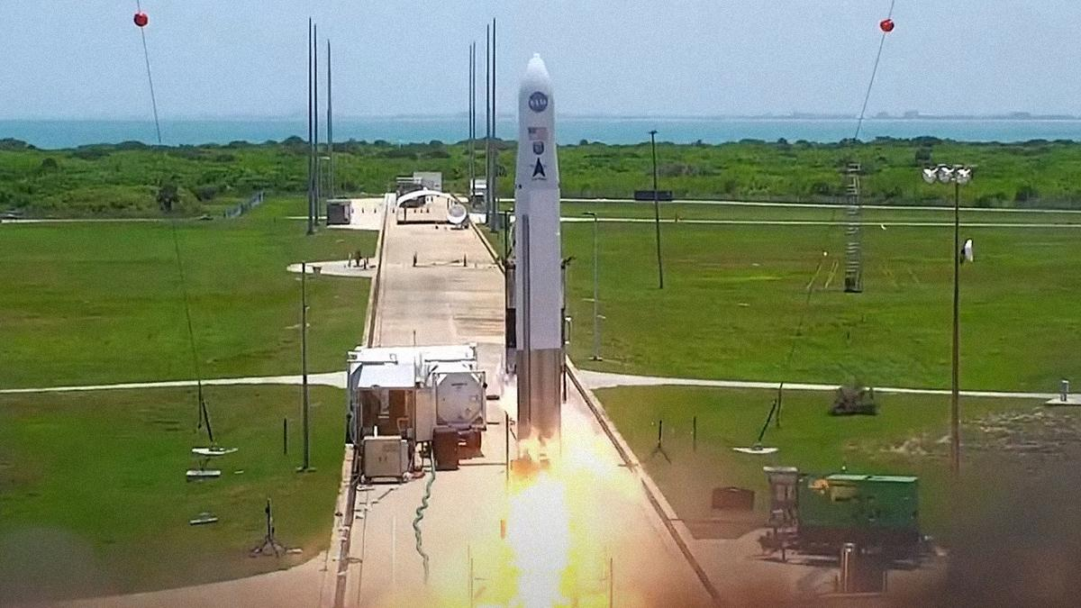 NASA втратило два супутники внаслідок невдалого запуску ракети Astra  що сталося - Техно