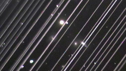 Нові супутники SpaceX Starlink створюють ще більше проблем для астрономів: у чому справа