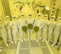 Samsung першою в світі оголосила про початок виробництва 3-нанометрових чипів