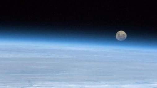 Астронавт-блогер з Канади фотографує Землю з космосу (Фото)