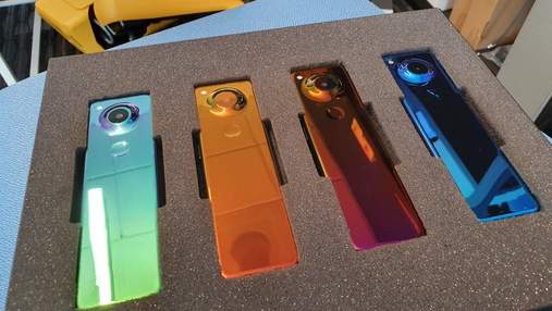 Смартфон Essential Phone отримав дуже неординарний дизайн Смартфон Essential Phone отримав дуже неординарний дизайн