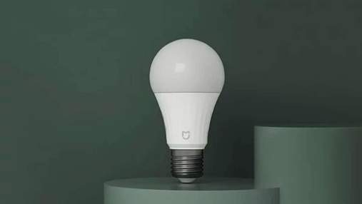 Xiaomi представила "розумну" лампу: функції та ціна