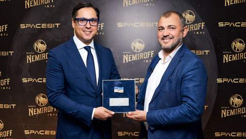 Український прапор замайорить на Місяці: деталі місії Spacebit за підтримки Nemiroff у 2022 році Український прапор замайорить на Місяці: деталі місії Spacebit за підтримки Nemiroff у 2022 році