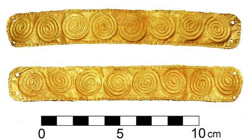 Кости и золото: на Кипре нашли древний клад